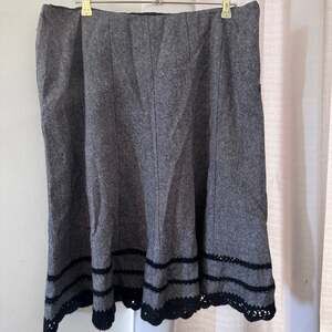 Talbots Gray Tweed Wool Blend Crochet Hem Midi Skirt